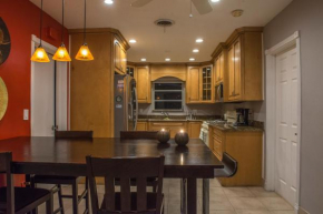 Отель Chez Claude Villa  Помпано Бич